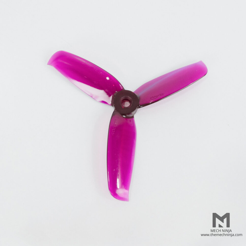 4052 (4X5.2) Tri-Blade Propeller - Image 2